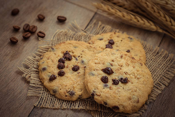 istock Chocolate chip cookies on sackcloth 582295774