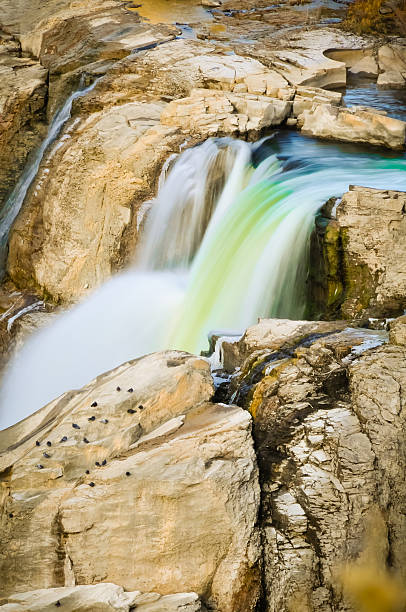 twin falls - idaho waterfall natural landmark extreme terrain - fotografias e filmes do acervo