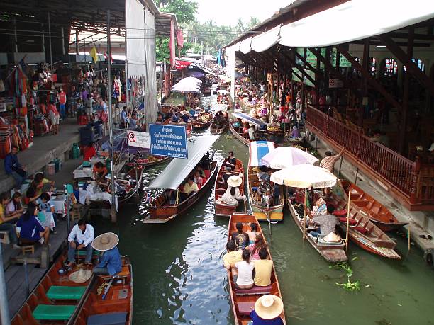 istock Floating Market Thailand 583705864