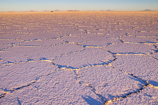 istock Salt pattern at sunrise - Salar de Uyuni, Bolivia 583712618