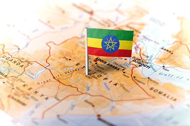 etiopia appuntata sulla mappa con bandiera - travel ethiopia foto e immagini stock