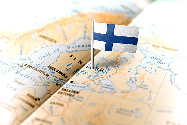 istock Finland pinned on the map with flag 583800144