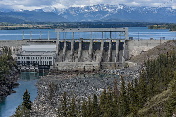 istock Hydroelectric Dam in Alberta Canada 583814100
