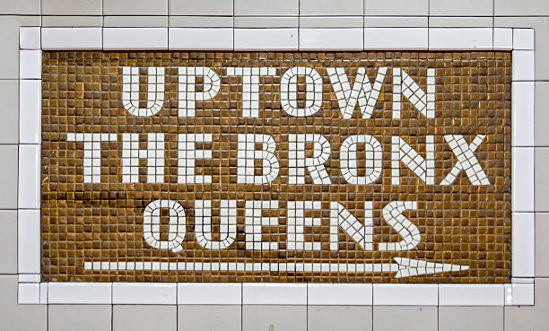 アップタウン ニューヨーク サイン イン タイル - the bronx ストックフォトと画像