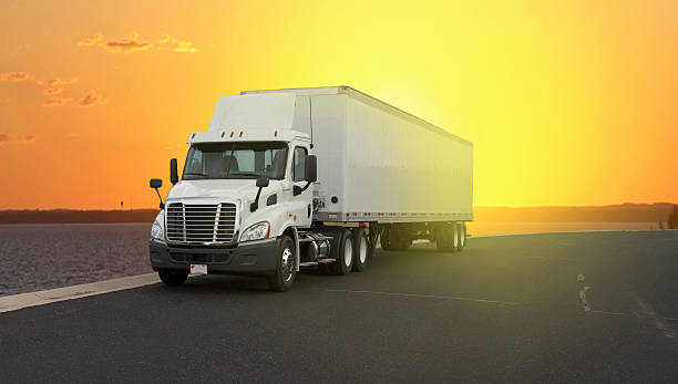 istock Semi Truck in the sunset 583859972
