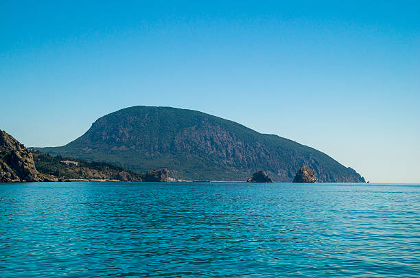 istock Crimean Mountain Ayu-Dag or Medved'-gora 583966726