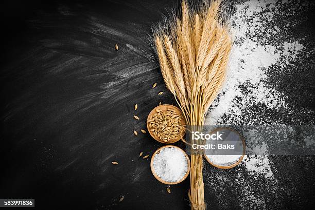 Wheat And Flour Stock Photo - Download Image Now - Flour, Wheat, Bread