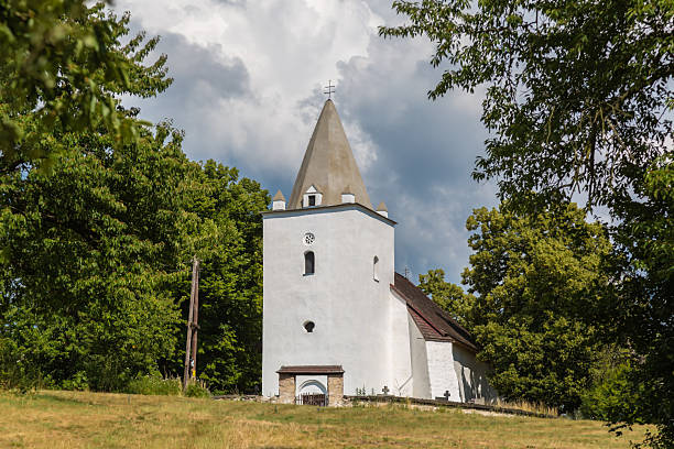 istock Romanesque-Gothic church in Sadok 584211340