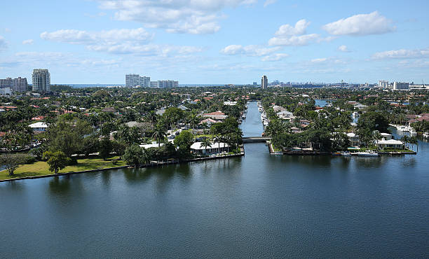 istock Fort Lauderdale's skyline with numerous canals and waterfront homes 584218998