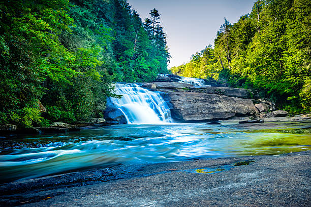 triple falls w: dupont state recreational forest park - triple falls obrazy zdjęcia i obrazy z banku zdjęć