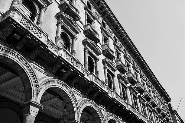istock Travel in Europe: Piazza Del Duomo in Milan 584466558