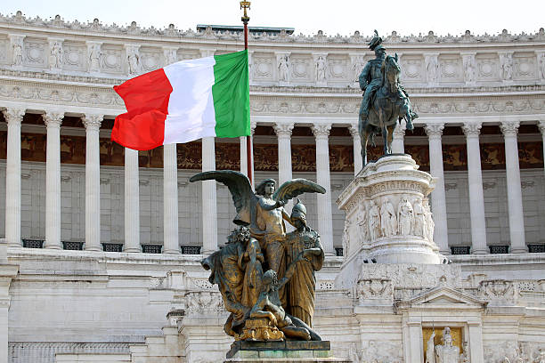 vittorio emanuele a roma, italia  - architectural styles animal horse europe foto e immagini stock