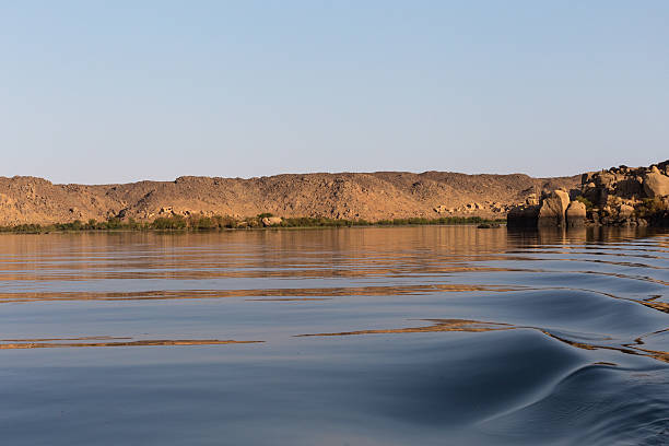 nil assouan philae - lake nasser photos et images de collection