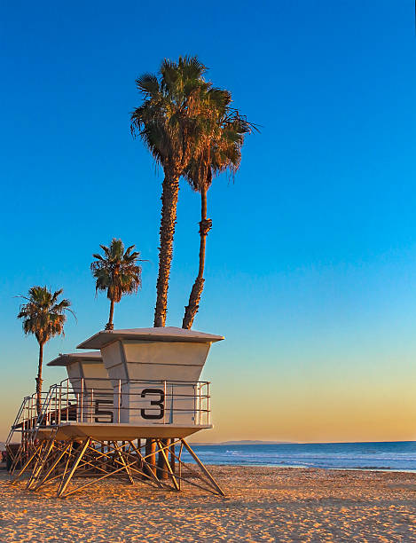 istock California life guard station at sunset 584589712