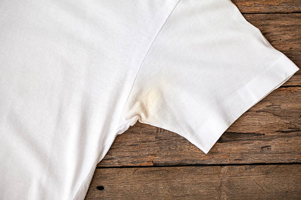 istock Shirts dirty caused by roll- on 584770548