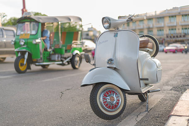 vintage vespa scooter motorcycle - vespa scooter imagens e fotografias de stock