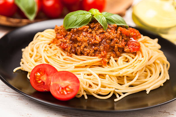 istock Traditional spaghetti bolognese 584788662