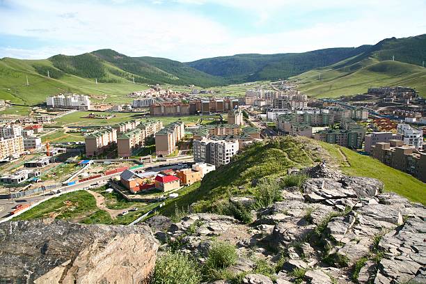 панорамный вид на весь город улан-баатар, монголия - independent mongolia фотографии стоковые фото и изображения