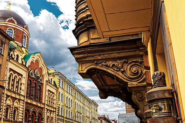 istock Saint Petersburg houses 584872524