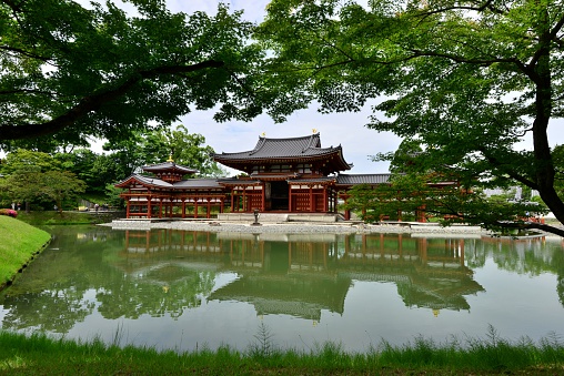 This is a summerhouse, Gyeonghoeru in Gyeongbokgung Palace.