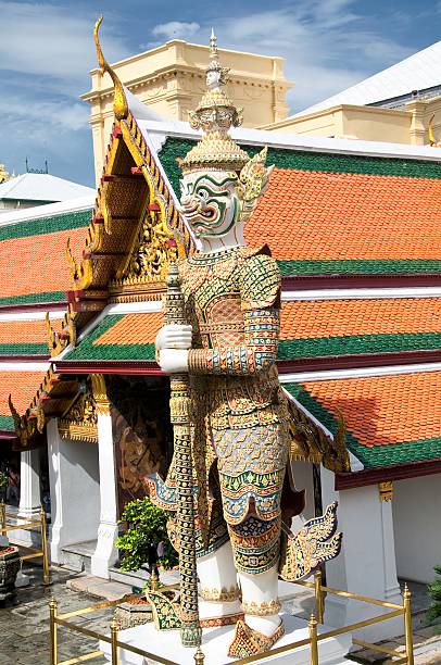 wat phra kaew temple of emerald buddha, bangkok, thailand - bangkok province photography construction architecture imagens e fotografias de stock