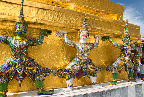 wat phra kaew temple of emerald buddha, bangkok, thailand - bangkok province photography construction architecture imagens e fotografias de stock