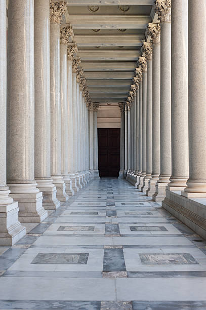istock Path between colonnade, symbol of unknown and mystery 585069542