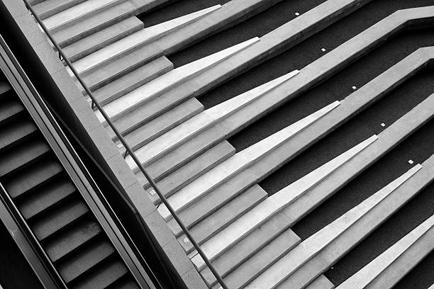 istock Stairs same as piano key,abstract black and white photo 585082924