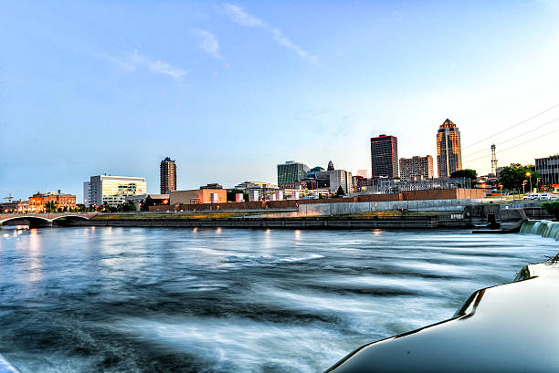 istock Des Moines Skyline and Riverfront near downtown 585167790