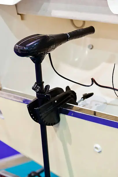 powerful trolling motor for boat with handle