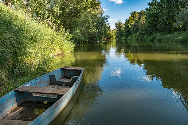 istock Old wooden boat 585301038