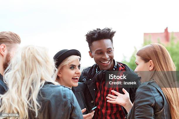 Happy Friends In The City Stock Photo - Download Image Now - 20-29 Years, Adult, African Ethnicity