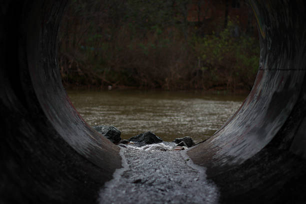 istock Light at The End of The Tunnel 585488098
