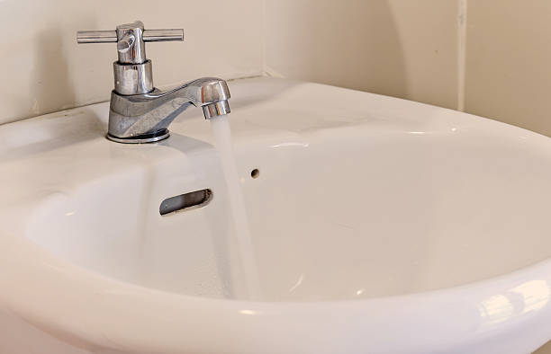 istock Dirty faucet 585508100
