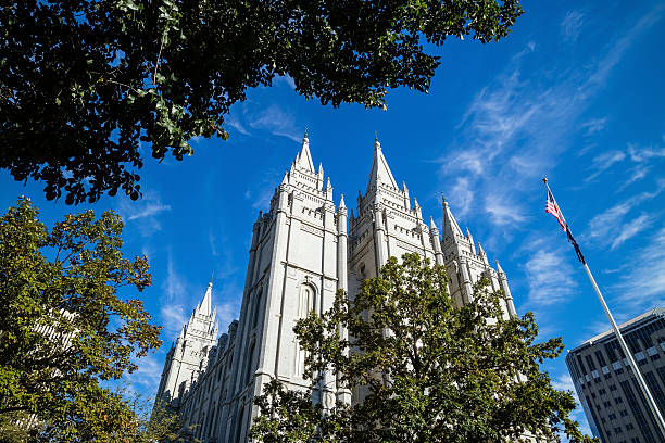 istock Fascade of Salt Lake Temple in Utah 585514972