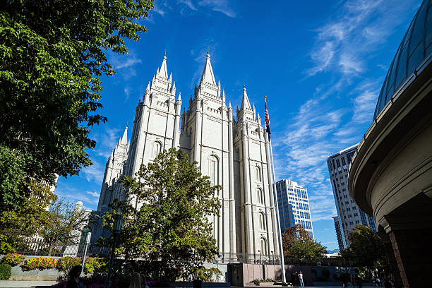 istock Fascade of Salt Lake Temple in Utah 585515828