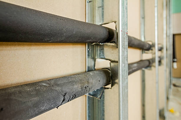 istock Close up detail view at unfinished thermal party wall 585587908