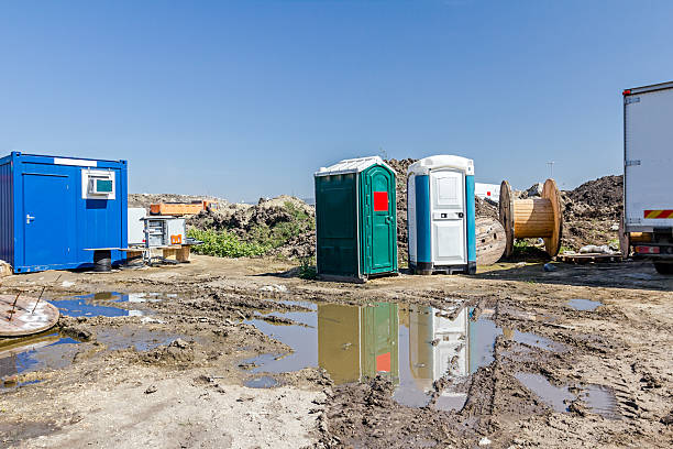 istock Mobile Toilette, Portal Potty, Toilets 585592582