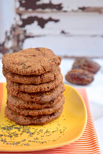 istock Date chia chocolate cookies 585628542