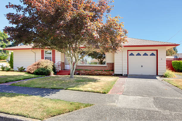 istock Rambler exterior. Old simple American house. 585784898