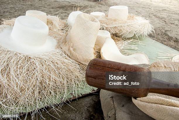 Panama Hats Tools How To Make Stock Photo - Download Image Now - Cuenca Province, Ecuador, Hat