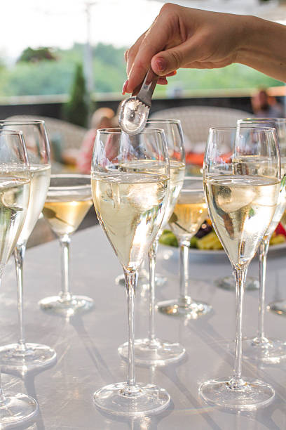 istock The waiter throws a blanket in wine glasses 586053904