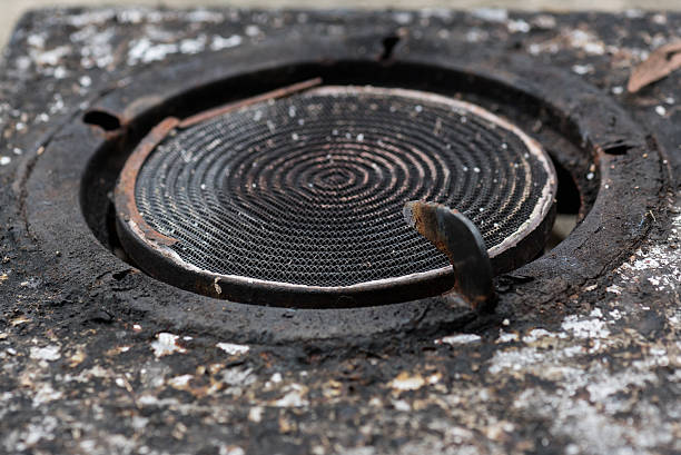 istock Dirty gas stove 586062558