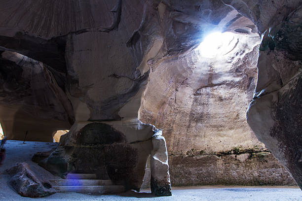 Cave ar Bet Guvrin national park