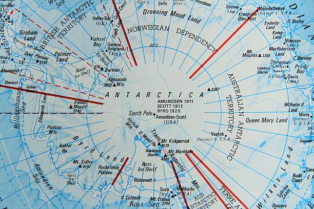 carte de l'antarctique - pôle sud photos et images de collection