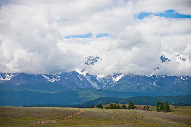 istock Kurai steppe landscape. Altai republic, Russia 586182132