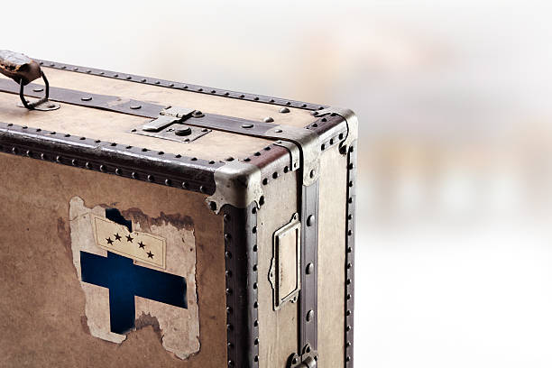 istock Old leather suitcase with flag of Finland 586347792