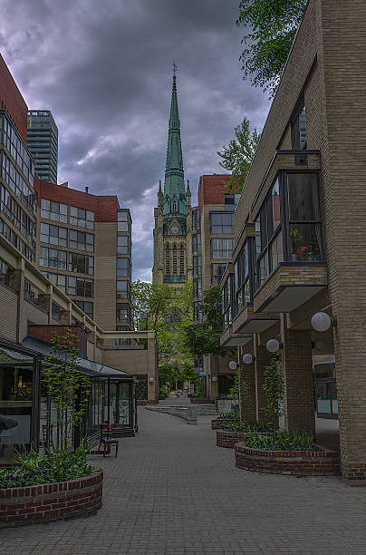 istock City church 586354156