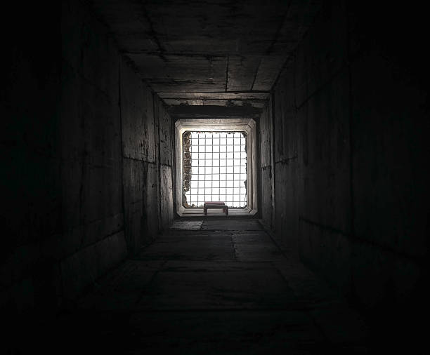 istock Hope and Despair. Tonnel with Lattice Light 586385668