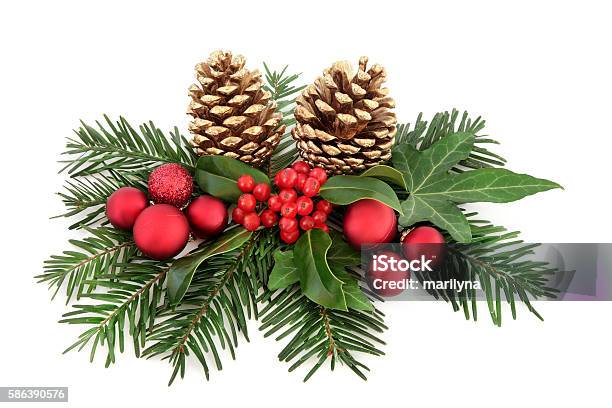 Foto de Decoração De Natal e mais fotos de stock de Natal - Natal, Pinha - Pinha de conífera, Azevinho
